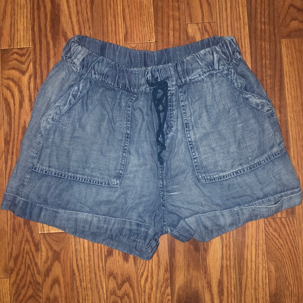 Velvet heart shorts
